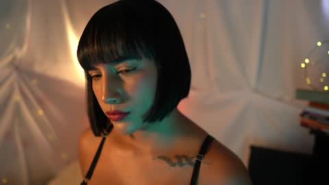 julietawinona online show from 01/13/25, 10:13