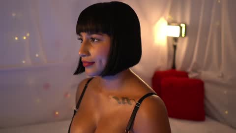 julietawinona online show from 01/24/25, 08:11