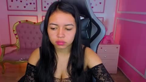 Snapshot of julietha_dior_t chatting on 11/21/25, 02:54 julietha_dior_t online show from 11/21/25, 02:54