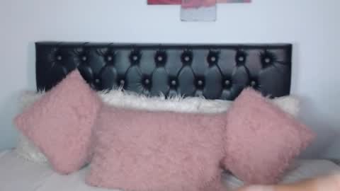 julietha fox online show from 09/19/25, 04:58