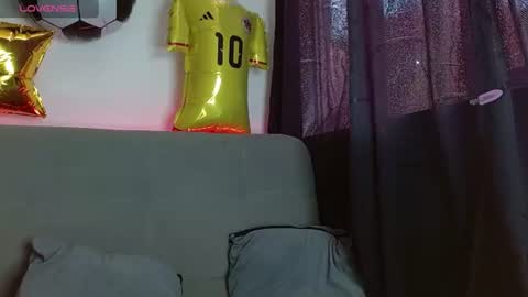 juliethamarquezz online show from 06/23/26, 03:21