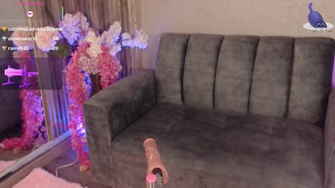 Julieth online show from 12/13/25, 08:04