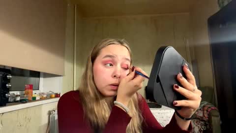 Mia online show from 10/26/25, 08:15