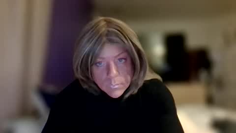 Julie TS online show from 01/18/26, 10:41