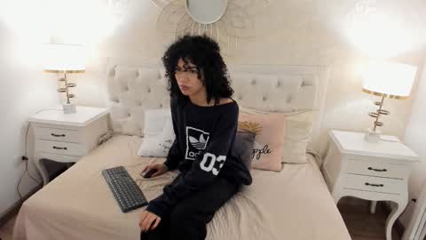 Snapshot of julietta___ chatting on 03/23/26, 11:58 julietta online show from 03/23/26, 11:58