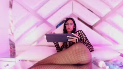   J U L L I E T A F O X   online show from 03/07/26, 09:06