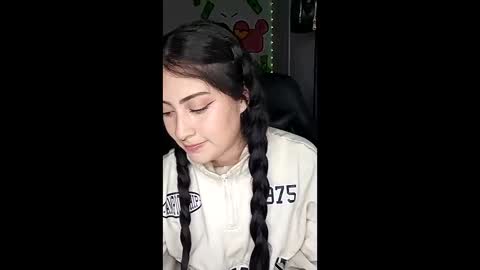 julietta_p online show from 03/22/26, 02:04