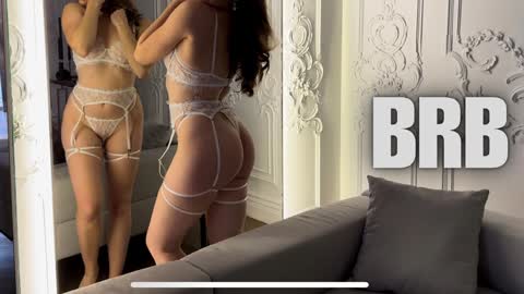 Julie online show from 01/18/25, 07:04