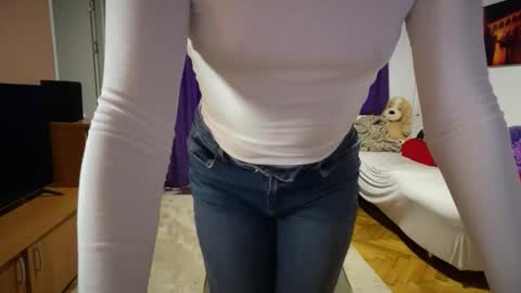 Rose online show from 03/11/26, 09:37