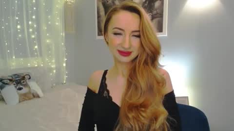 Snapshot of juliettesensual chatting on 12/20/24, 04:25 JulietteSensual online show from 12/20/24, 04:25