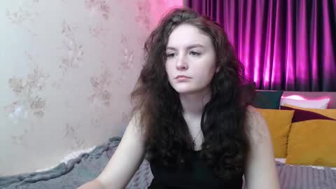 Julia online show from 12/03/25, 08:45