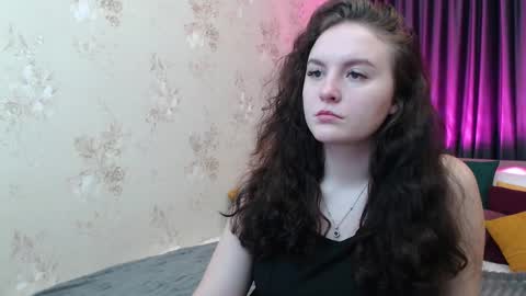 Julia online show from 12/04/25, 07:06