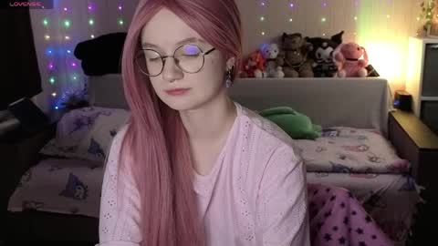 julifisher online show from 03/28/26, 04:23