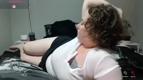 Juli Monroe online show from 05/06/26, 02:08