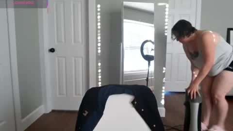 Juli Monroe online show from 05/23/26, 12:31
