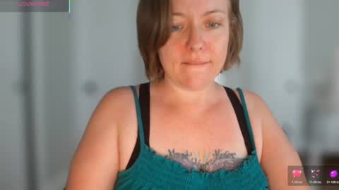Juli Monroe online show from 06/11/26, 05:00