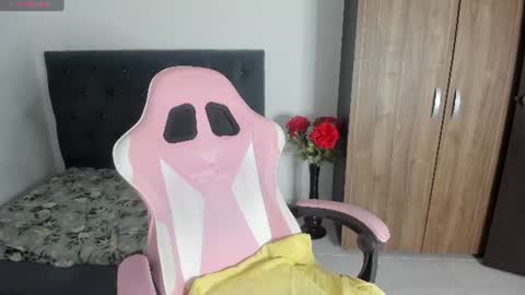 Snapshot of juline_smithh chatting on 07/12/26, 11:45 Juline Smith online show from 07/12/26, 11:45