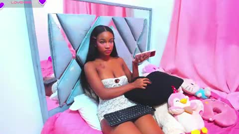 julitpink online show from 06/10/26, 07:02