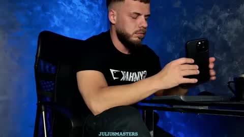 JULiUS   online show from 01/15/26, 08:56