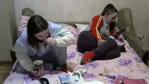 Snapshot of juliya_katie chatting on 12/28/24, 07:22 Juliya Katie online show from 12/28/24, 07:22