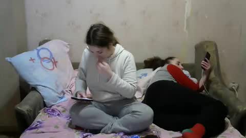 Snapshot of juliya_katie chatting on 03/01/25, 09:04 Juliya Katie online show from 03/01/25, 09:04