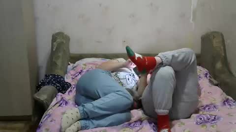 Snapshot of juliya_katie chatting on 09/27/25, 08:14 Juliya Katie online show from 09/27/25, 08:14