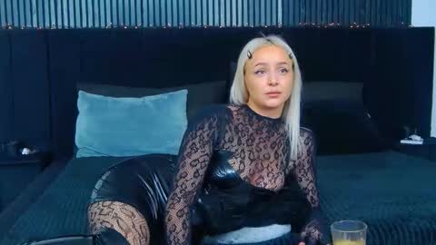 Snapshot of julliamilerrr chatting on 01/09/26, 12:41 Julia online show from 01/09/26, 12:41