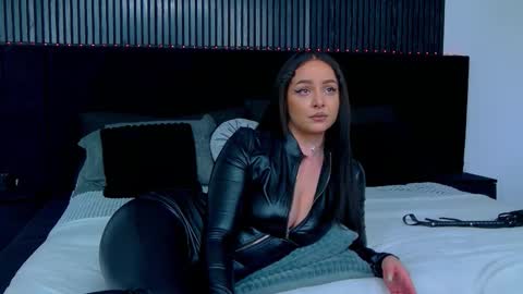 Julia online show from 03/18/26, 10:51