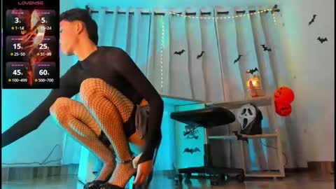 Snapshot of jullian_ricci chatting on 10/28/25, 03:10 jullian online show from 10/28/25, 03:10