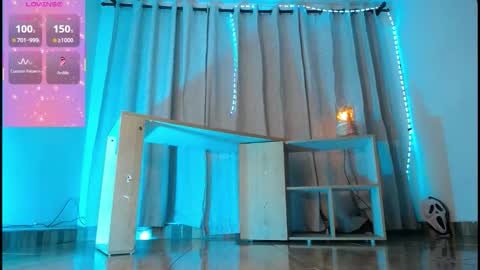 Snapshot of jullian_ricci chatting on 11/02/25, 04:15 jullian online show from 11/02/25, 04:15