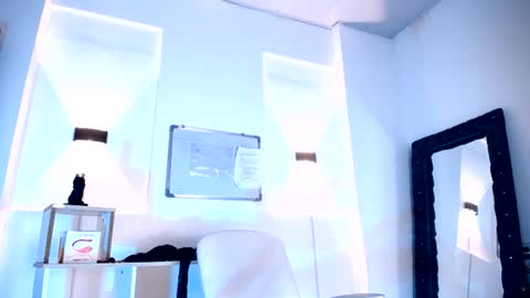 jullian online show from 07/13/26, 07:49