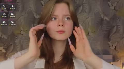 Julie online show from 10/19/25, 06:08