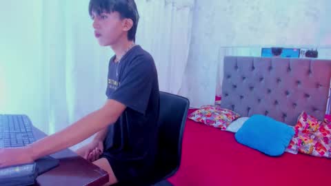 july_quinzel online show from 01/19/26, 02:48