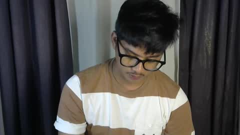 Snapshot of julz_alwayshorny chatting on 10/12/25, 04:39 call me julz online show from 10/12/25, 04:39