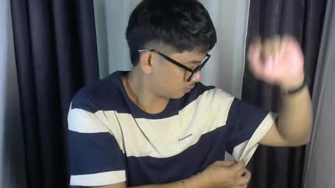 Snapshot of julz_alwayshorny chatting on 10/23/25, 02:49 call me julz online show from 10/23/25, 02:49