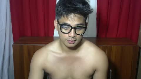 Snapshot of julz_alwayshorny chatting on 01/06/26, 04:43 call me julz online show from 01/06/26, 04:43