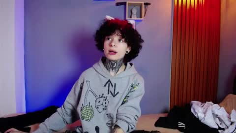 JuneBlake  online show from 03/31/26, 02:06