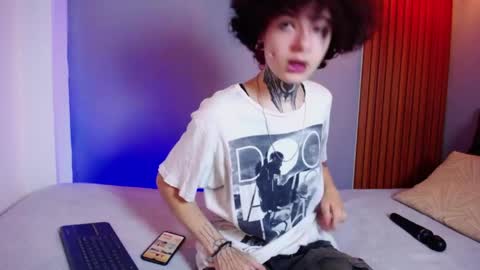 JuneBlake  online show from 04/01/26, 02:03