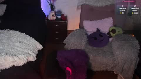 Maria  online show from 12/15/24, 08:36