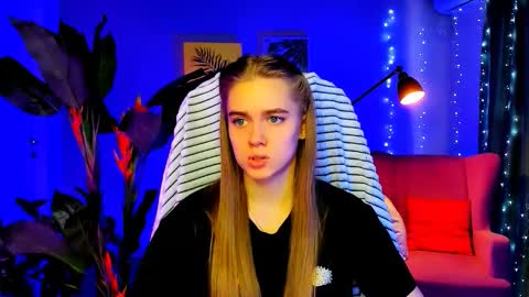 junewoods online show from 02/25/26, 07:40