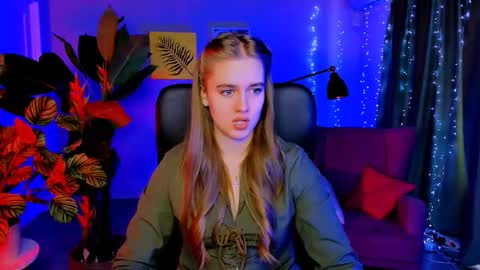 junewoods online show from 03/17/26, 07:12