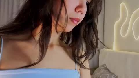 Bella online show from 09/20/25, 06:42