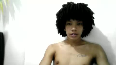 Snapshot of junior_thegoldenboy chatting on 05/20/26, 08:59 junior_thegoldenboy online show from 05/20/26, 08:59