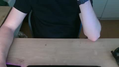 junk2711 online show from 02/16/26, 03:52