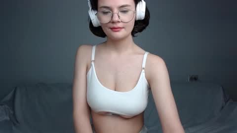 Snapshot of junnewers chatting on 01/21/25, 09:36 JunneWers online show from 01/21/25, 09:36