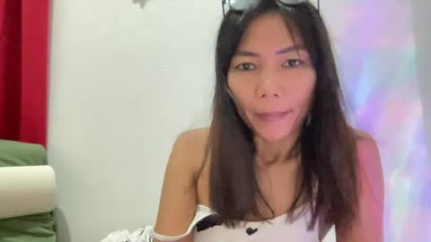 Snapshot of junovaughn chatting on 06/15/26, 11:56 junovaughn online show from 06/15/26, 11:56