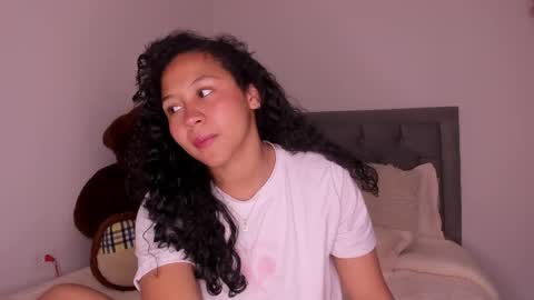  viviana  sasha  online show from 12/17/25, 12:55