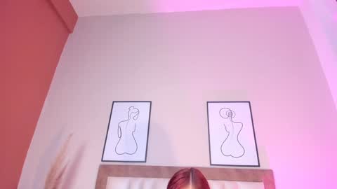 Snapshot of jupiterfoxxxx chatting on 01/10/25, 05:56 Jupiter Fox online show from 01/10/25, 05:56