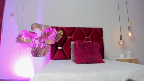 Snapshot of jupiterfoxxxx chatting on 01/30/25, 11:44 Jupiter Fox online show from 01/30/25, 11:44