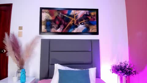 Snapshot of jupiterfoxxxx chatting on 11/30/25, 12:03 Jupiter Fox online show from 11/30/25, 12:03